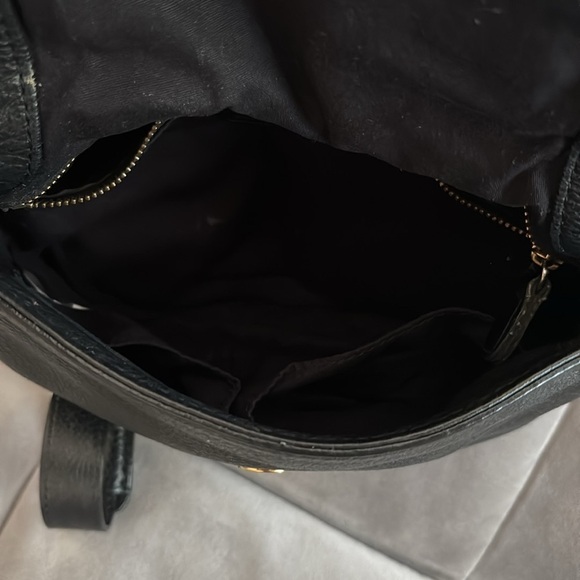 Vintage Marc Jacob’s Black Leather Crossbody Bag - Picture 4 of 12